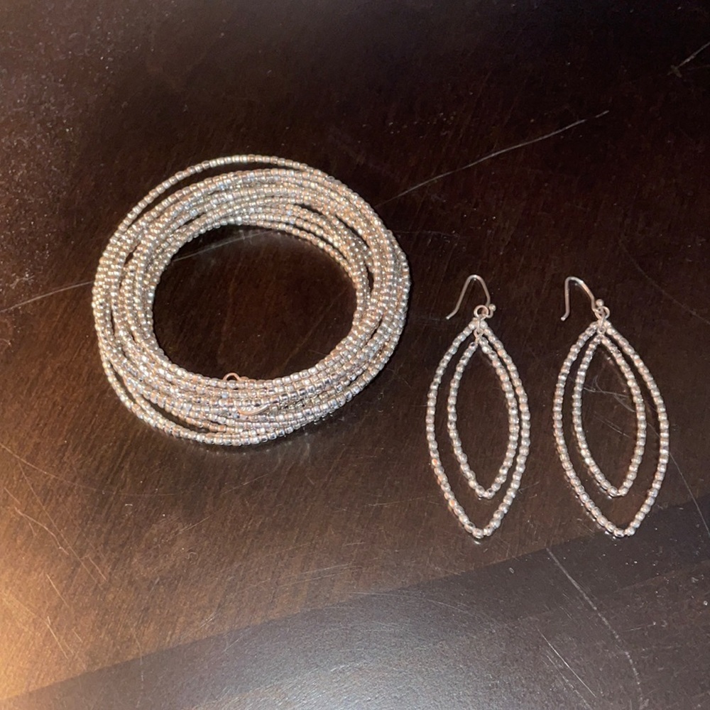 Silpada slinky bracelet + matching earrings.